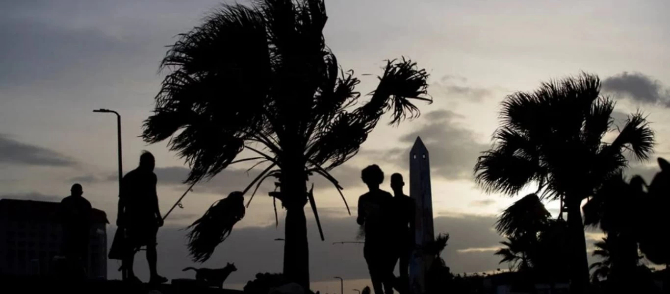 ΗΠΑ: Ξεκίνησε ο απολογισμός από τον τυφώνα «Λόρα» - Νεκρό ένα 14χρονο κορίτσι στη Λουιζιάνα